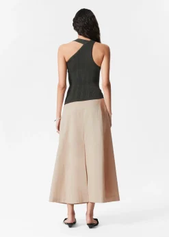 Asymmetrisches Rippstrickoberteil