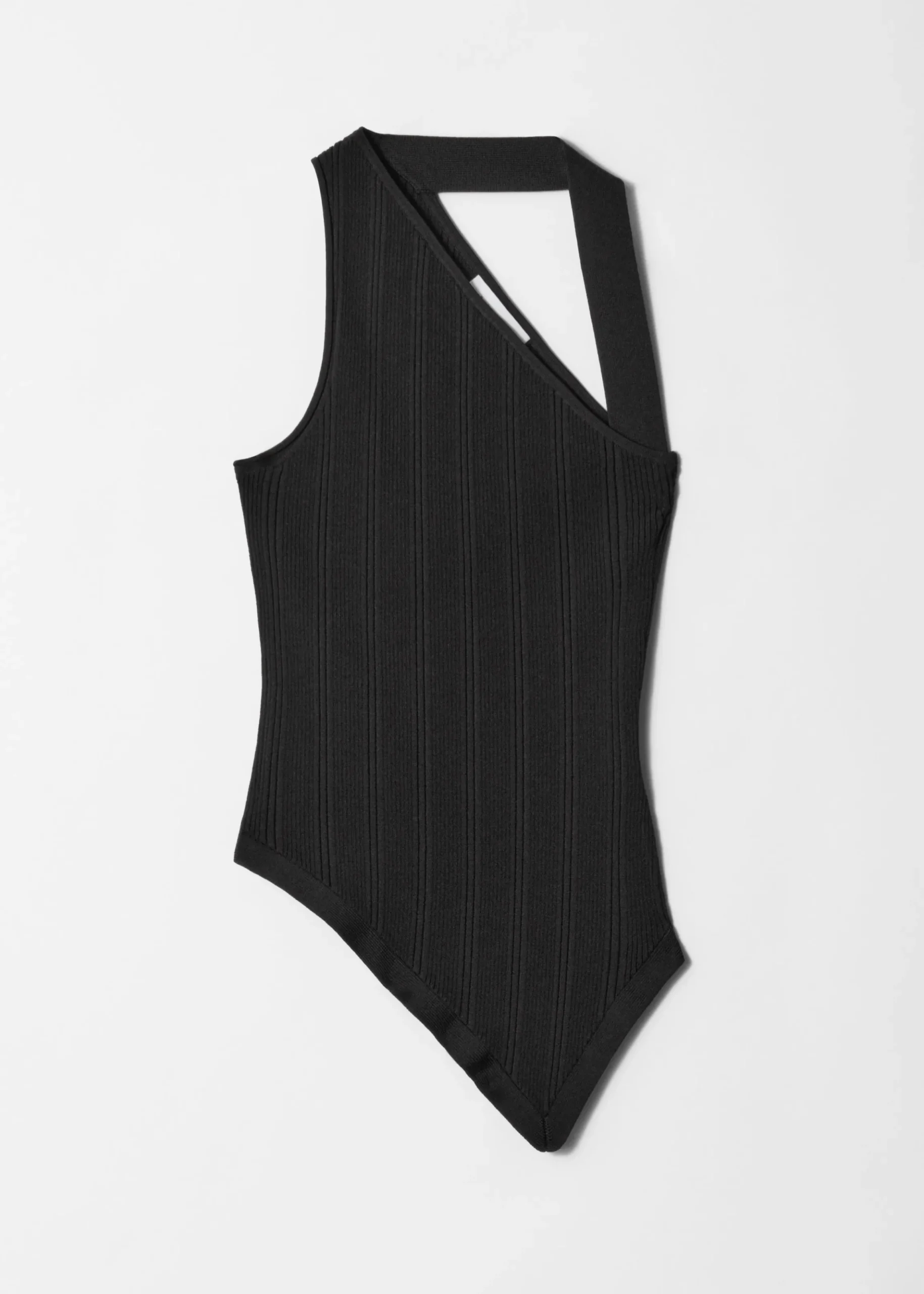 Asymmetrisches Rippstrickoberteil