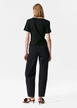 Asymmetrisches T-Shirt mit Drapierung