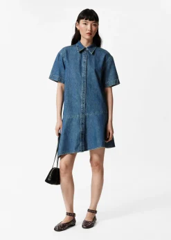 Asymmetrisches T-Shirt-Kleid aus Denim