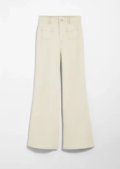 Ausgestellte Jeans mit hohem Bund