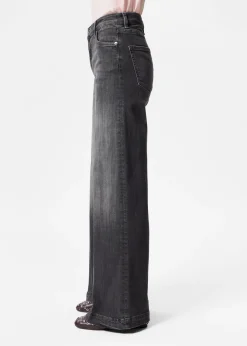 Ausgestellte Jeans mit hohem Bund
