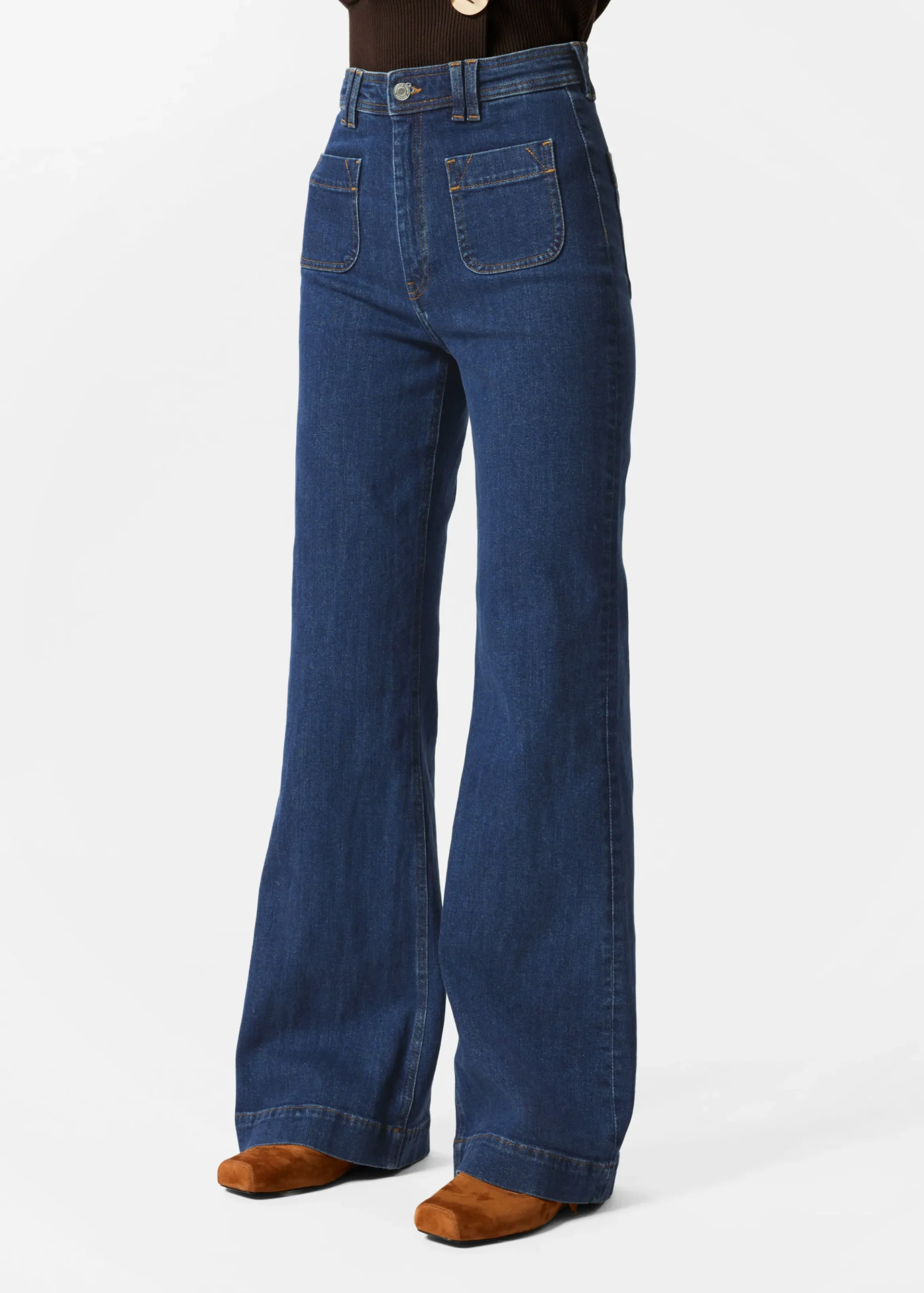 Ausgestellte Jeans mit hohem Bund
