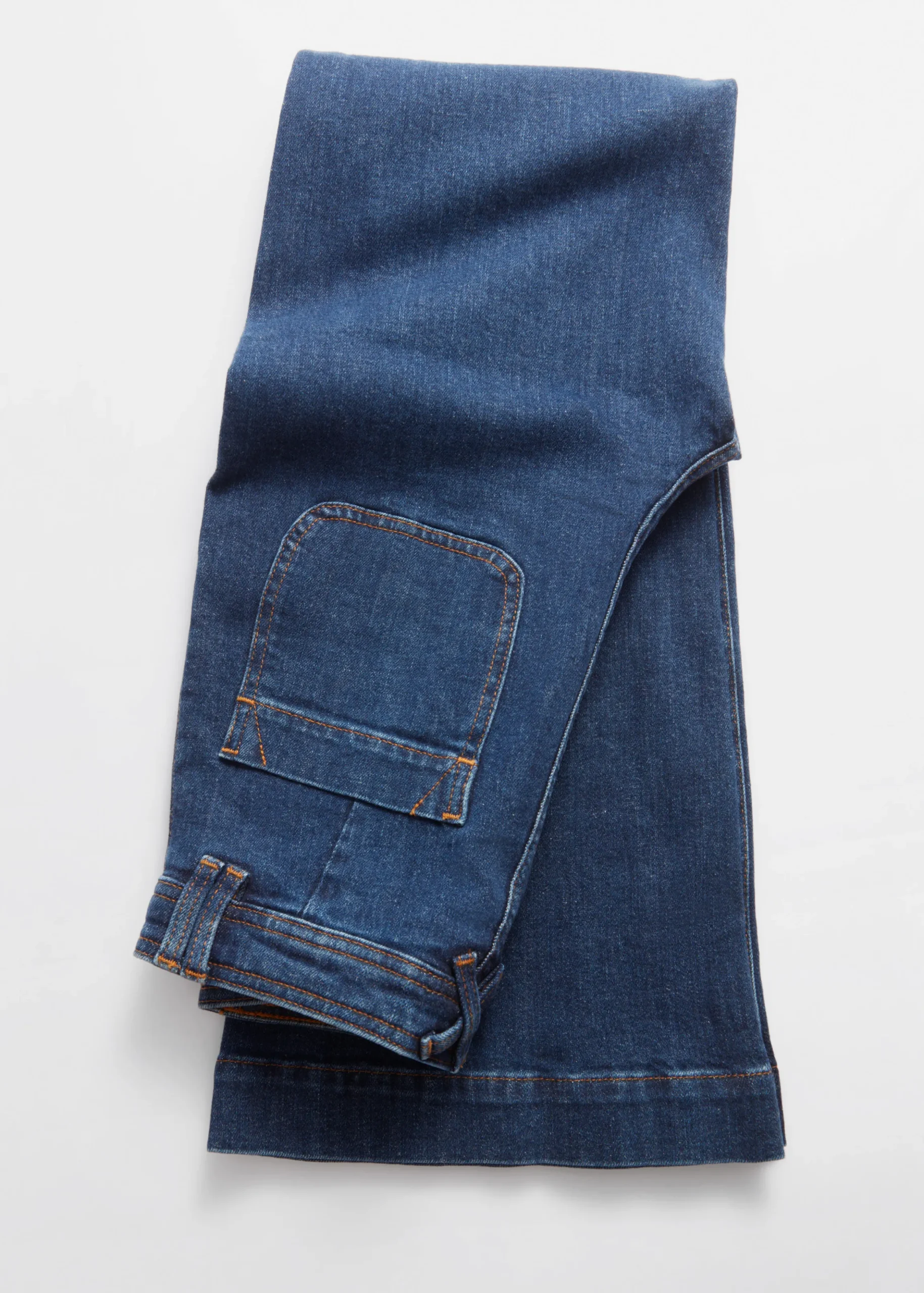 Ausgestellte Jeans mit hohem Bund