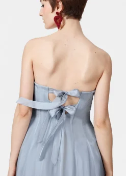 Ausgestelltes Midikleid