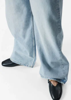 Ballerinas aus Leder mit Verzierungen