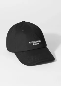 Basecap mit Stickerei