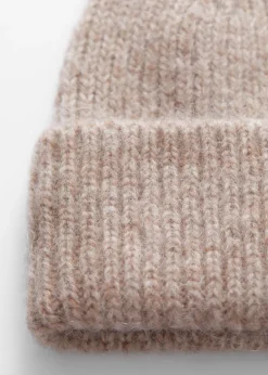 Beanie aus Wollmischung