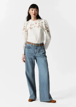 Bestickte Bluse mit Puffärmeln