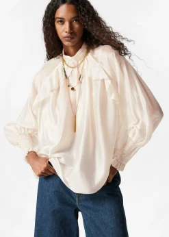 Bluse mit Rüschen