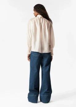 Bluse mit Rüschen