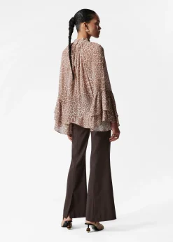 Bluse mit Volants und Stehkragen