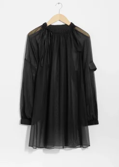 Durchscheinendes Minikleid