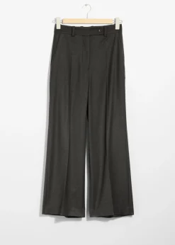 Elegante Hose in verkürzter Länge