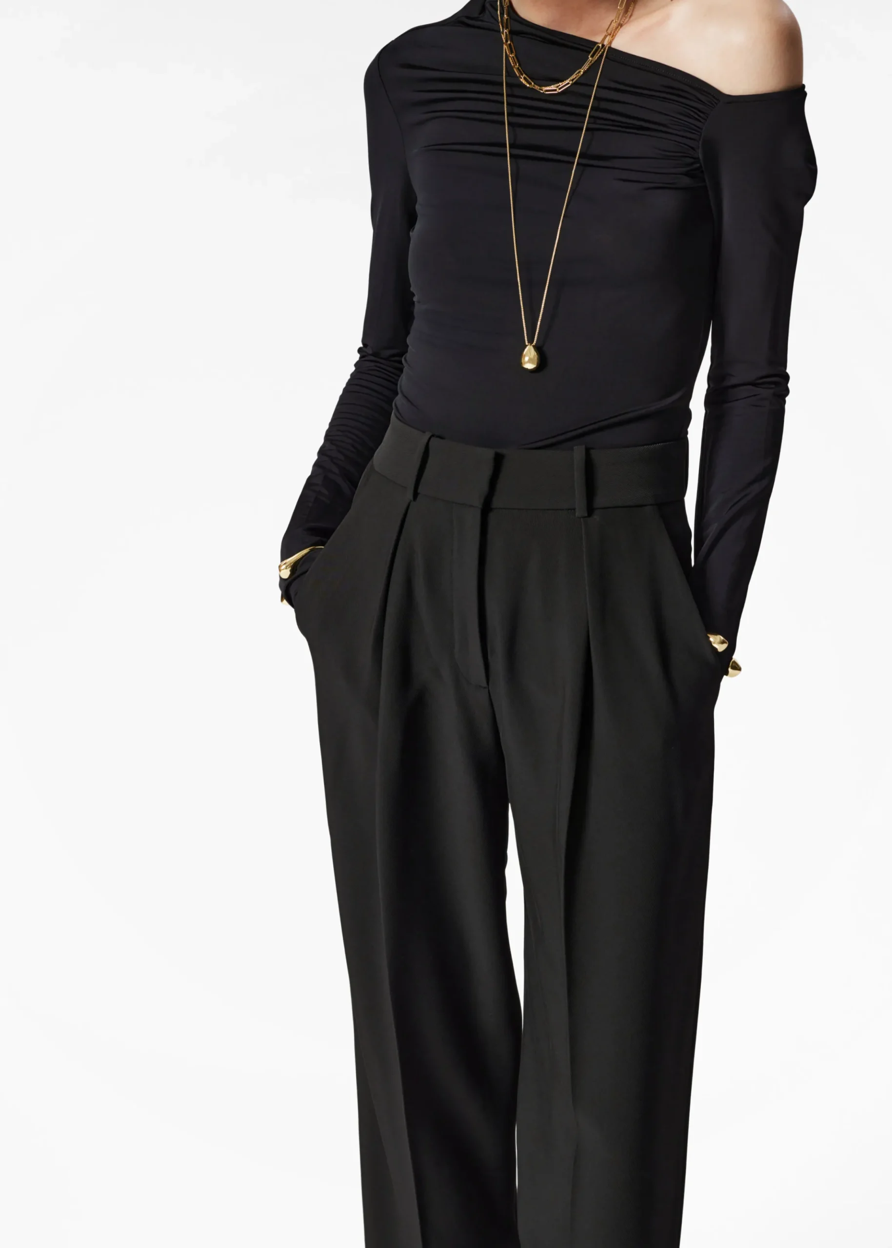 Elegante, schmal zulaufende Hose