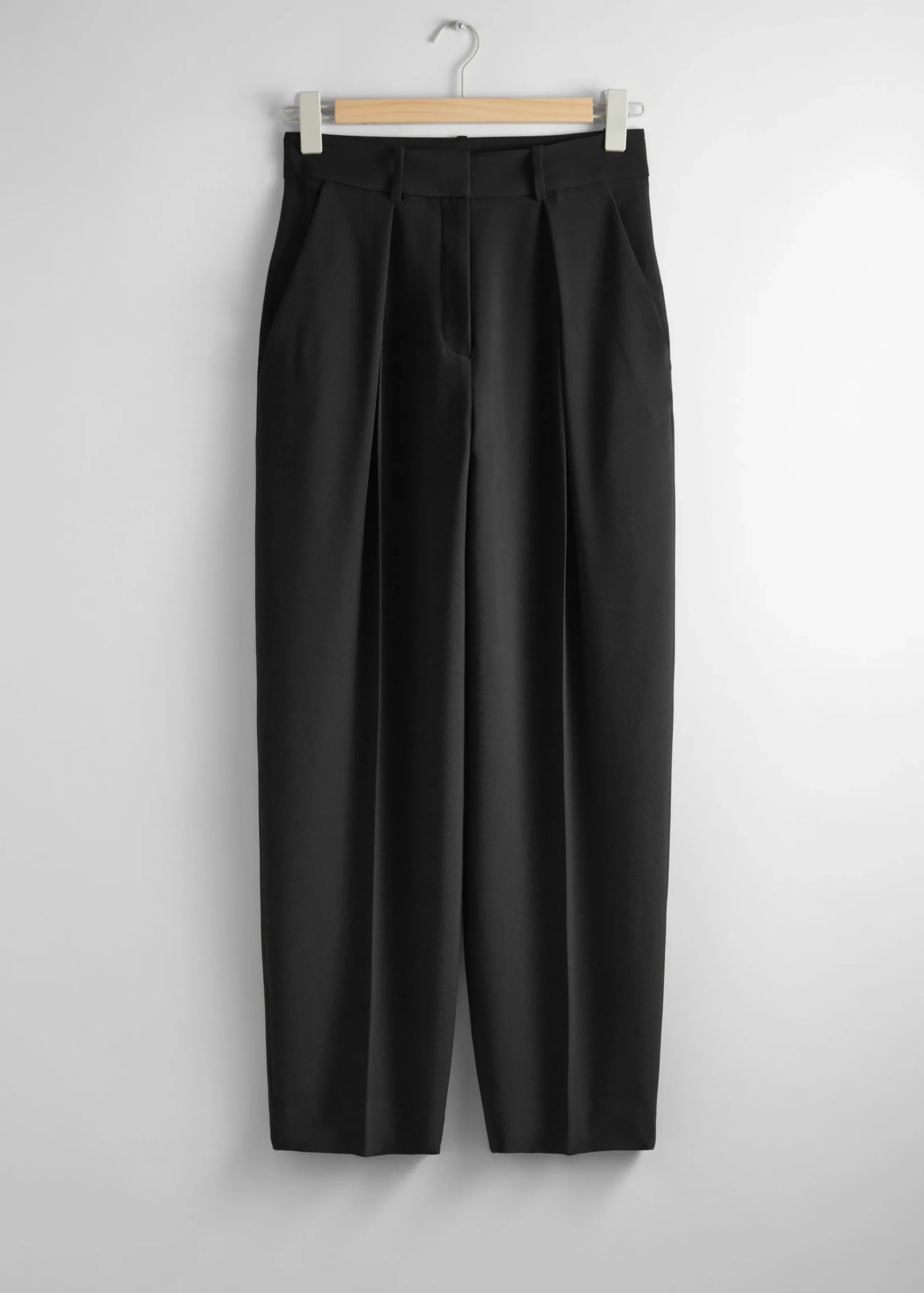 Elegante, schmal zulaufende Hose