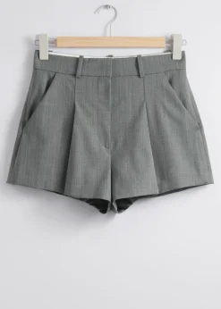 Elegante Shorts