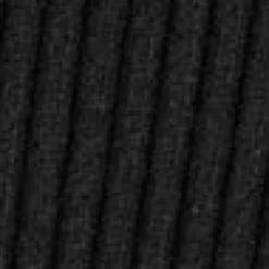 Eng anliegende Rippstrickjacke