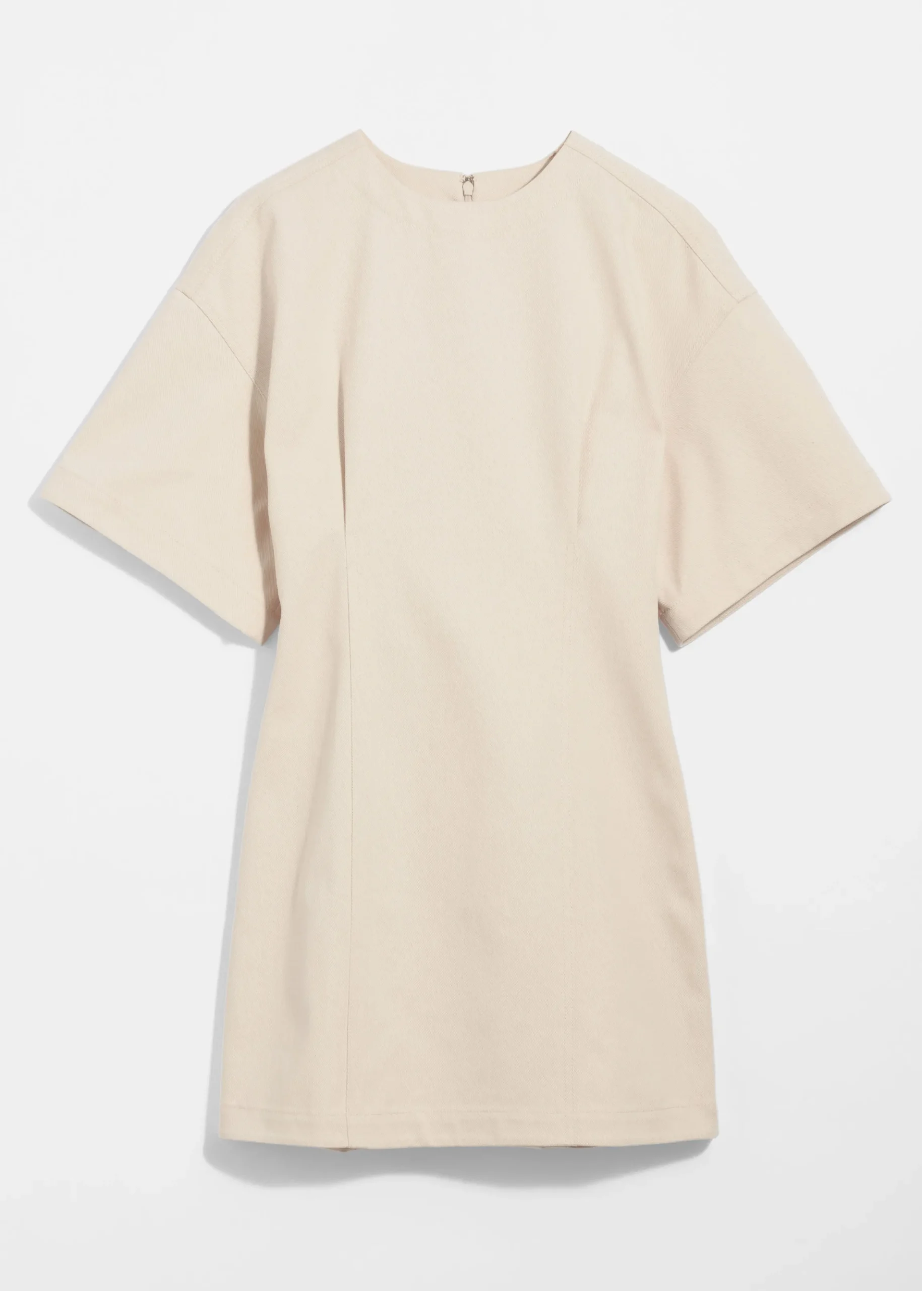 Figurbetontes Minikleid mit kurzen Ärmeln