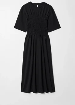 Gesmoktes Midikleid