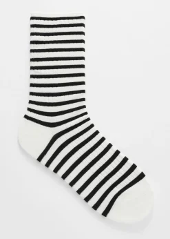 Gestreifte Rippstricksocken