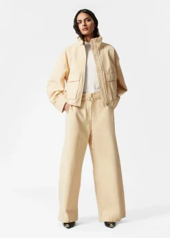 Jacke mit aufgesetzten Taschen