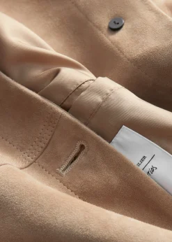 Jacke mit aufgesetzten Taschen