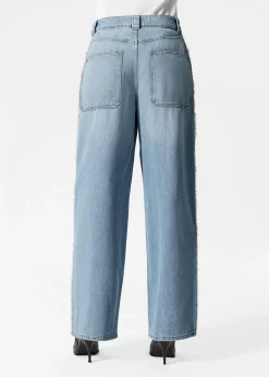 Jeans mit weitem Bein und Fransen