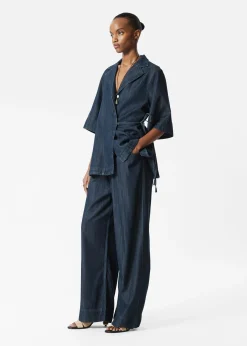 Jeans mit weitem Bein und Kordelzug