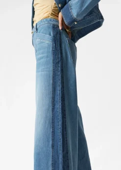 Jeans mit weitem, langem Bein