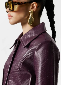 Kurze Jacke mit aufgesetzten Taschen