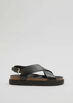 Ledersandalen mit überkreuzten Riemen