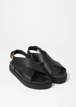Ledersandalen mit überkreuzten Riemen
