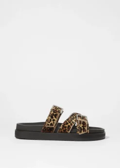 Ledersandalen mit überkreuzten Riemen