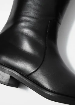 Lederstiefel im Reiterstil