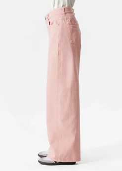 Locker geschnittene Jeans mit weitem Bein
