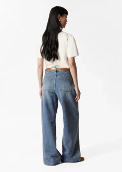 Locker geschnittene Jeans mit weitem Bein