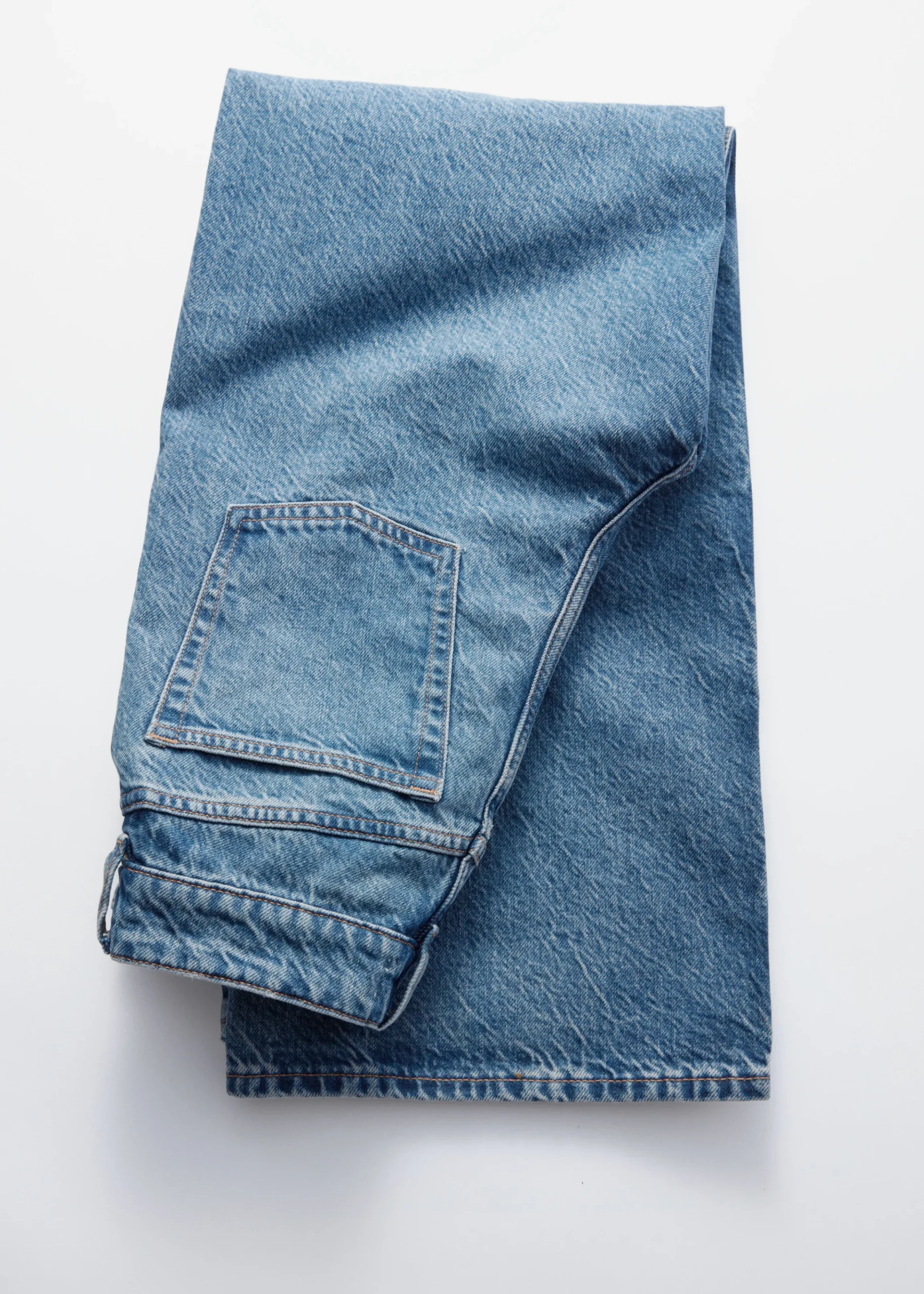 Locker geschnittene Jeans mit weitem Bein