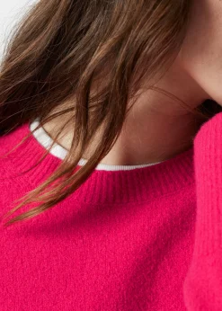 Locker geschnittener Strickpullover