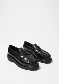 Markante Loafers aus Leder