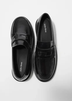 Markante Loafers aus Leder