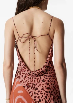 Maxikleid mit schmalen Trägern