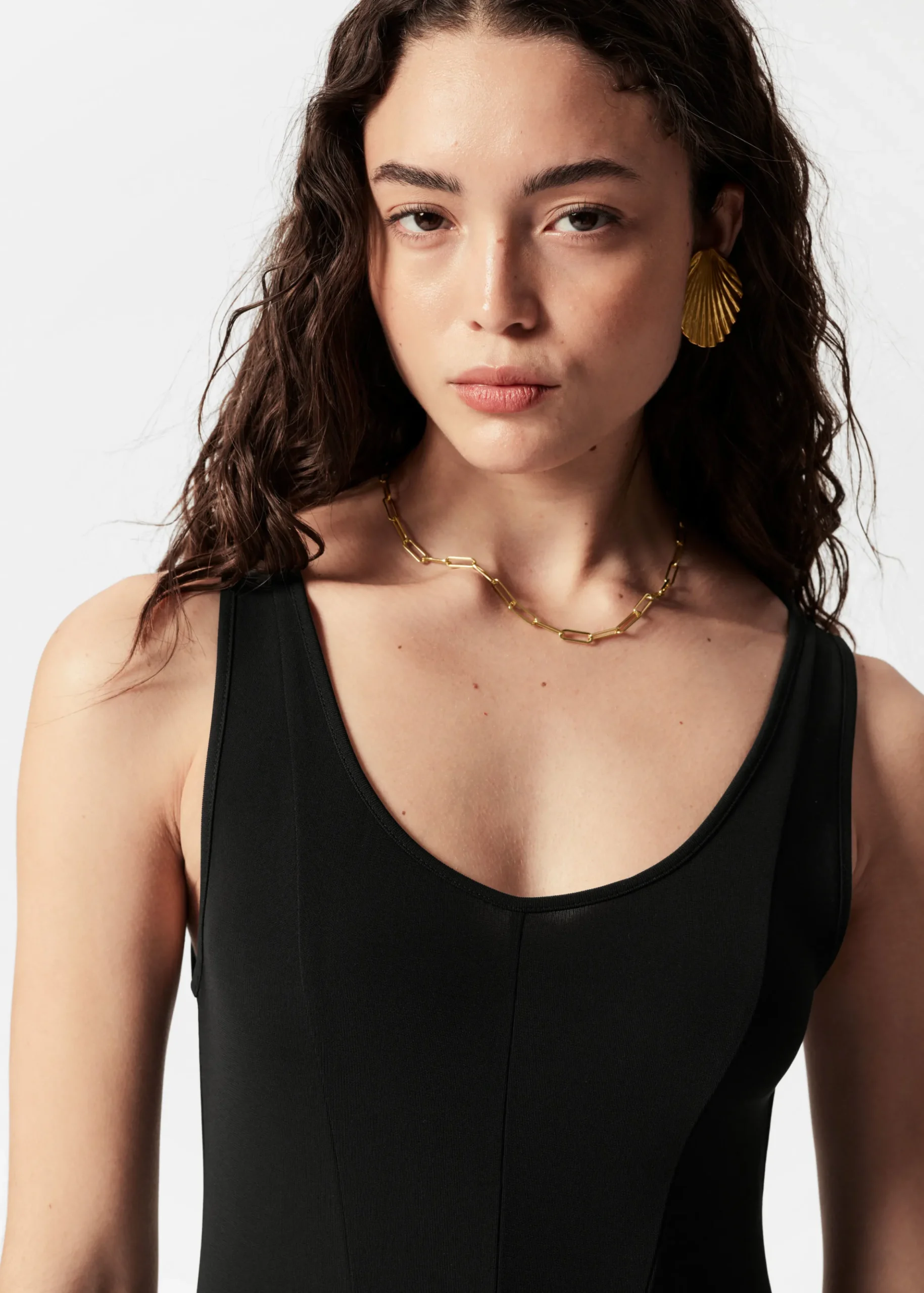 Maxikleid mit Schnittnähten