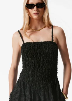 Maxikleid mit Smok-Details