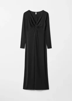 Maxikleid mit Twist-Detail am V-Ausschnitt