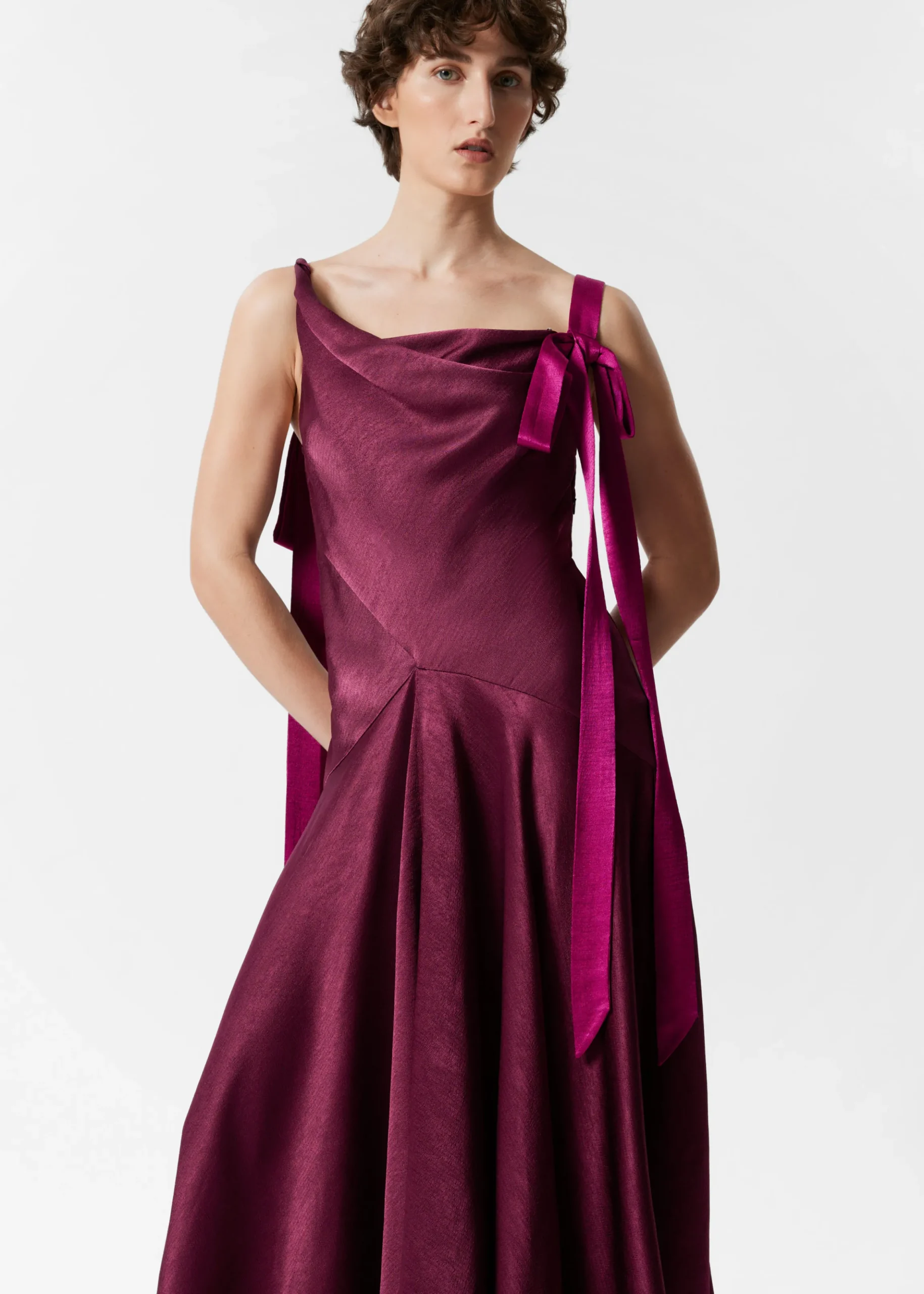 Maxi-Trägerkleid mit Bändern