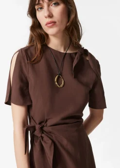 Midikleid mit Knotendetail