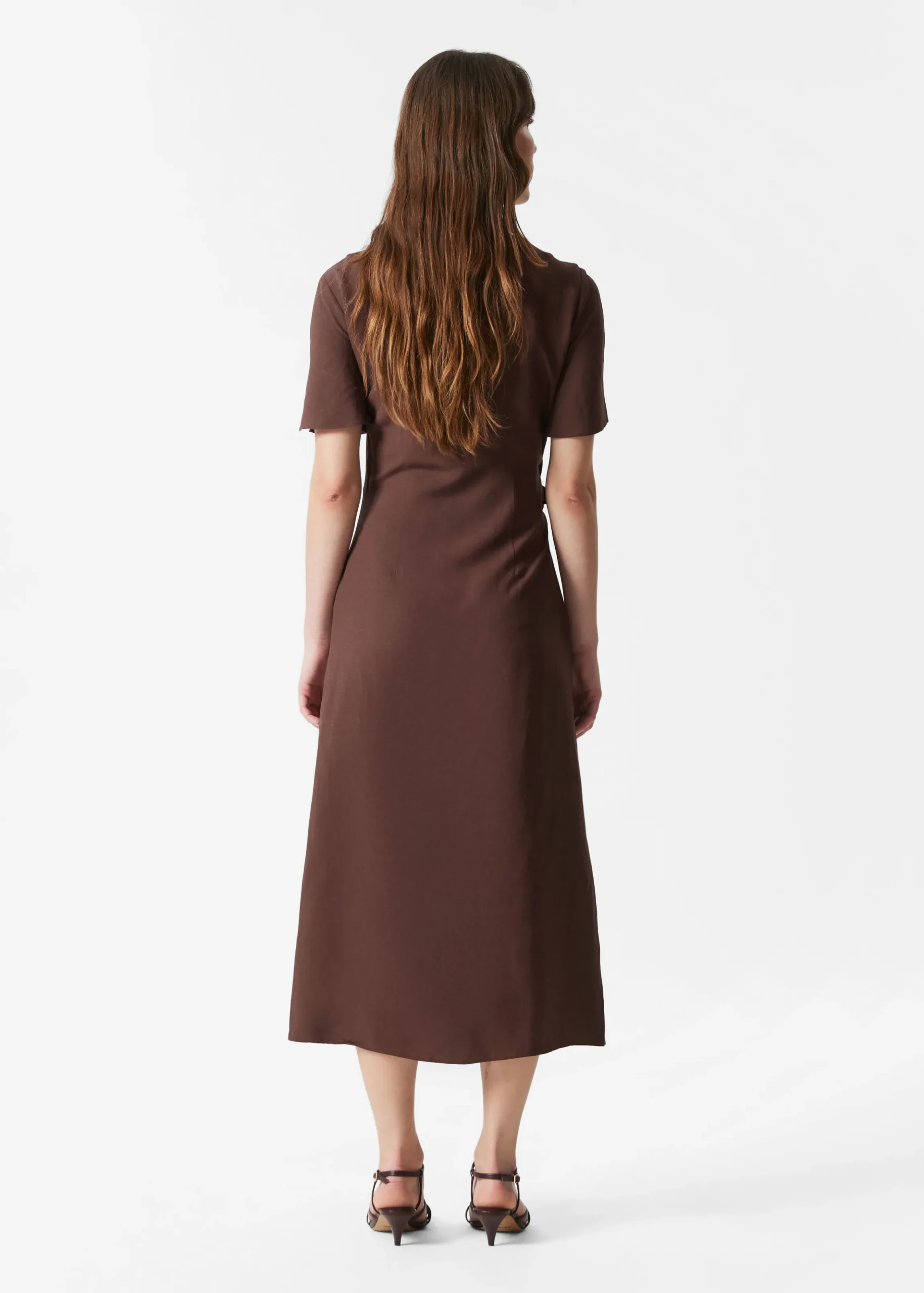 Midikleid mit Knotendetail
