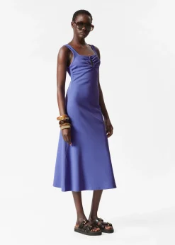 Midikleid mit Schnallendetail