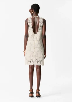 Mini-Häkelkleid